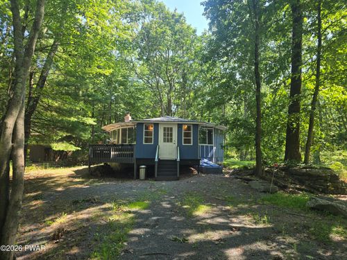 127 Longridge Dr, Lords Valley, PA, 18428 | Card Image