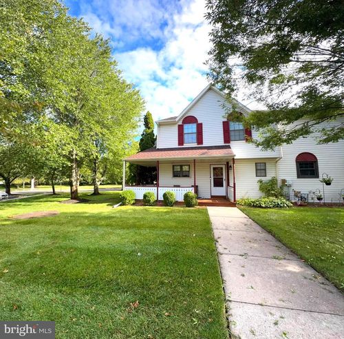 2 Adam Ct, EASTAMPTON, NJ, 08060-4701 | Card Image