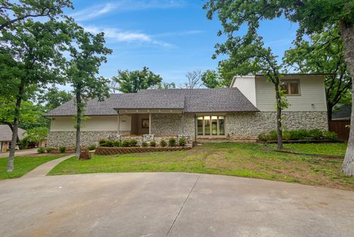 2805 Forrestridge Dr, Denton, TX, 76205-8505 | Card Image