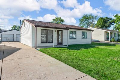 11952 Honey Hill Drive, House other with 3 bedrooms, 1 bathrooms and 4 parking in Maryland Heights MO | Image 1