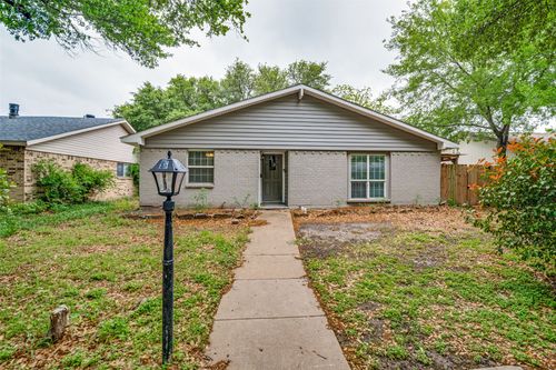 310 Thistle Dr, Garland, TX, 75043-3234 | Card Image