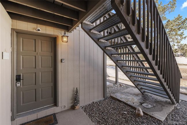 7-4 - 8 Meadow Ln, Condo with 2 bedrooms, 2 bathrooms and 2 parking in Fraser CO | Image 4