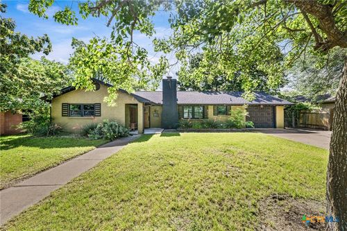 2303 N 15th St, Temple, TX, 76501-1208 | Card Image