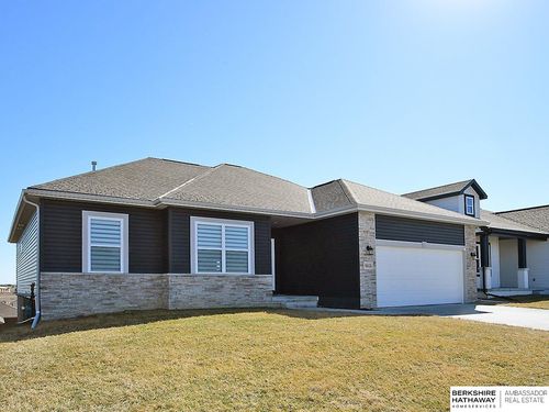 5613 N 179th St, Omaha, NE, 68116-2501 | Card Image