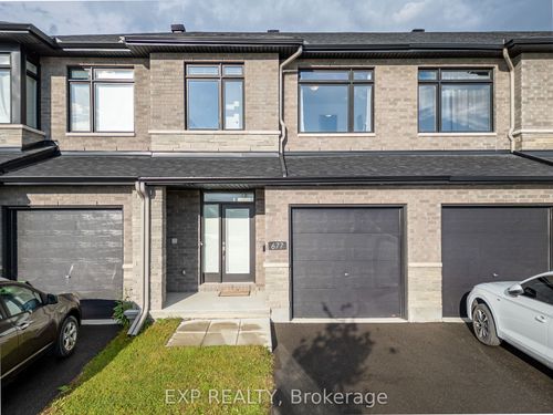 677 Cordelette Cir, Orleans, ON, K1W0P2 | Card Image
