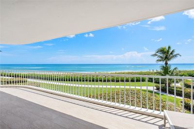 212 - 2001 Se Sailfish Point Boulevard, Condo with 2 bedrooms, 2 bathrooms and 2 parking in Stuart FL | Image 1