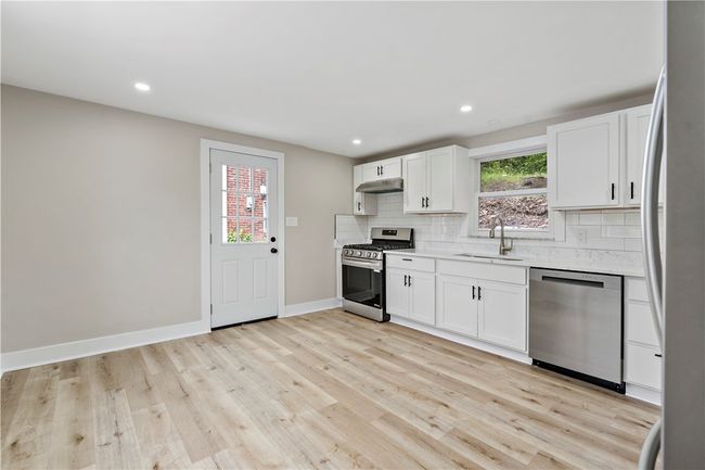 779 Bower Hill Rd, House other with 3 bedrooms, 2 bathrooms and null parking in Bridgeville PA | Image 10