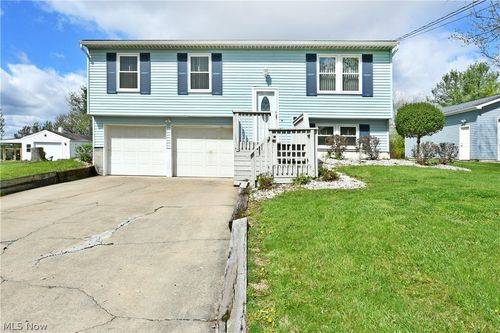 4539 N Leavitt Rd Nw, Warren, OH, 44485-1146 | Card Image