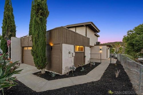 13259 Saddle Ridge Rd, Lakeside, CA, 92040-4702 | Card Image