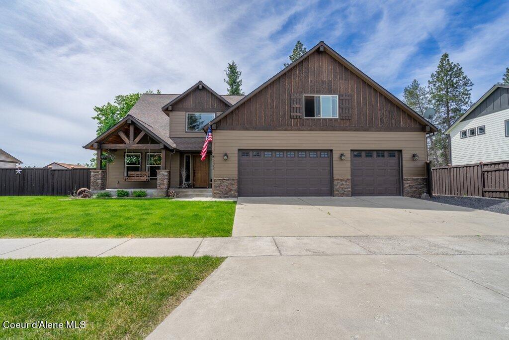 Christine St, Rathdrum, ID 83858