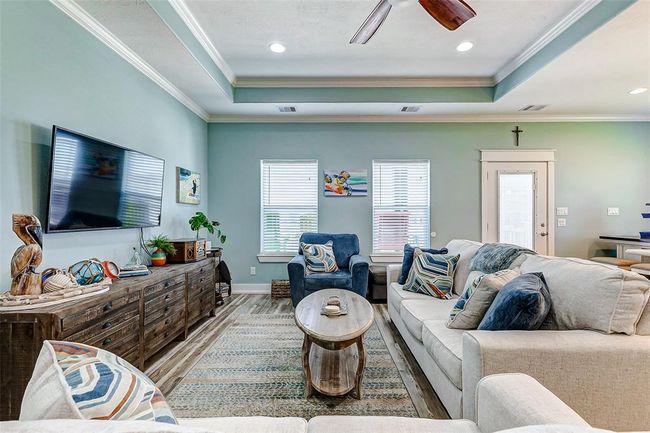 978 Seadrift Dr, House other with 3 bedrooms, 2 bathrooms and null parking in Crystal Beach TX | Image 22