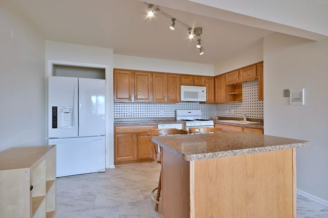 APT-10 - 7321 W Fullerton Ave, Condo with 2 bedrooms, 1 bathrooms and 1 parking in Elmwood Park IL | Image 11