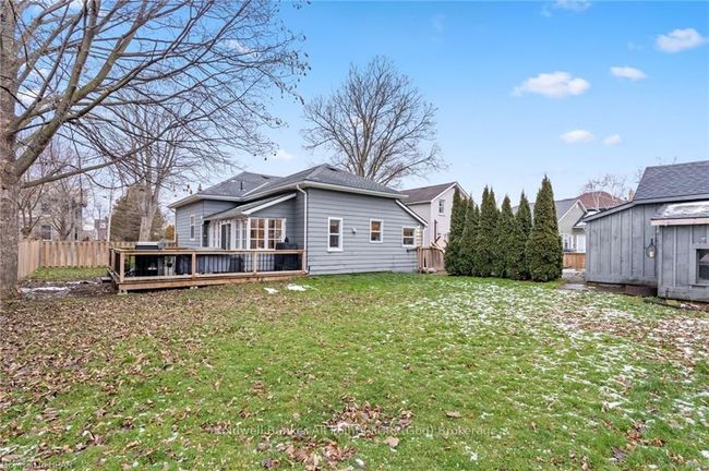 108 Trafalgar St, House other with 2 bedrooms, 2 bathrooms and 4 parking in Goderich ON | Image 27