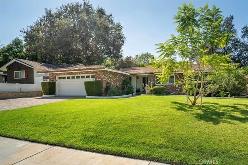 25065 Highspring Ave, Newhall, CA, 91321-3461 | Card Image