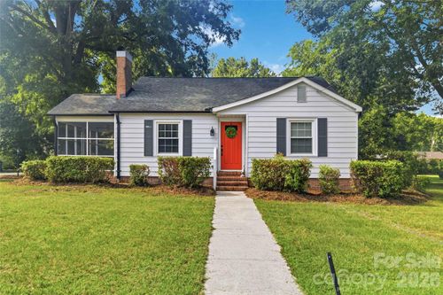 201 W Elm St, Wingate, NC, 28174-9506 | Card Image