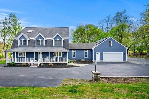 260 Willow Ave, Haverhill, MA, 01835-8353 | Card Image