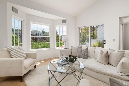 66 Mariners Cir, San Rafael, CA, 94903-5117 | Card Image