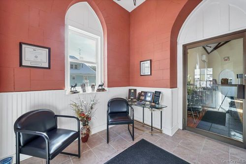 fl-1st-27 Cleveland St, Valhalla, NY, 10595-1930 | Card Image