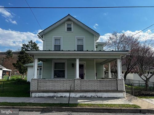 128 Main St, LYKENS, PA, 17048-1142 | Card Image
