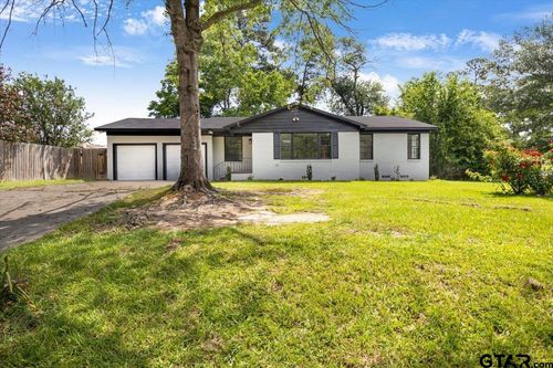 106 Peterson Pl, Longview, TX, 75602-5370 | Card Image