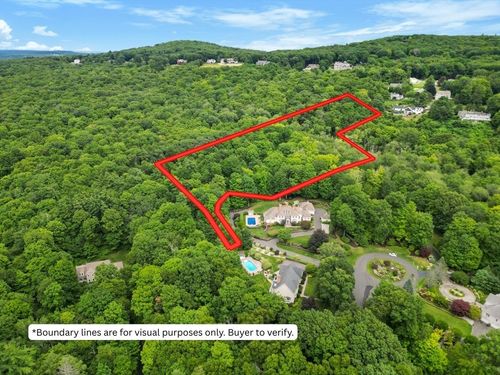 4 Hilltop Park, Wilbraham, MA, 01095-1753 | Card Image