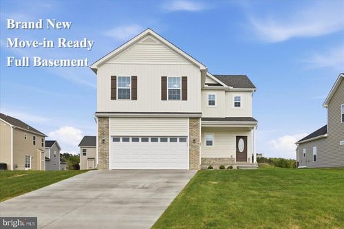 251 Rossmann Blvd, WINCHESTER, VA, 22602-4395 | Card Image