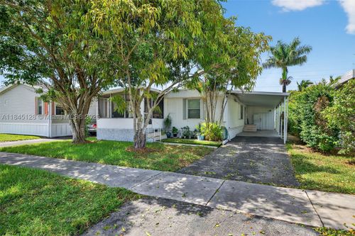 2430 Sw 53rd St, Fort Lauderdale, FL, 33312-7441 | Card Image