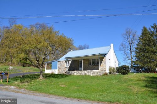 28 Seidel Rd, READING, PA, 19606-8550 | Card Image