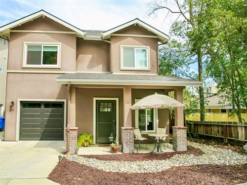 2806 Vine St, Paso Robles, CA, 93446 | Card Image