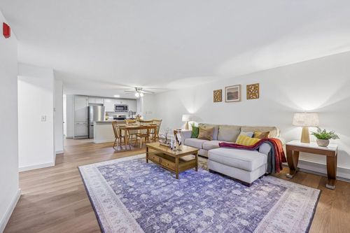 9-7401 Century Pl, Middleton, WI, 53562-1549 | Card Image