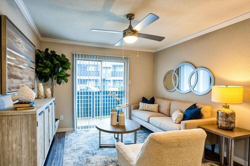 1407-15603 Gulf Fwy, Webster, TX, 77598-3839 | Card Image