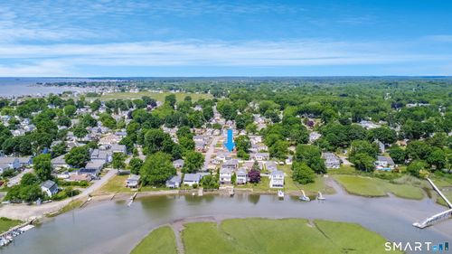 25 River Ave, Old Saybrook, CT, 06475-1920 | Card Image