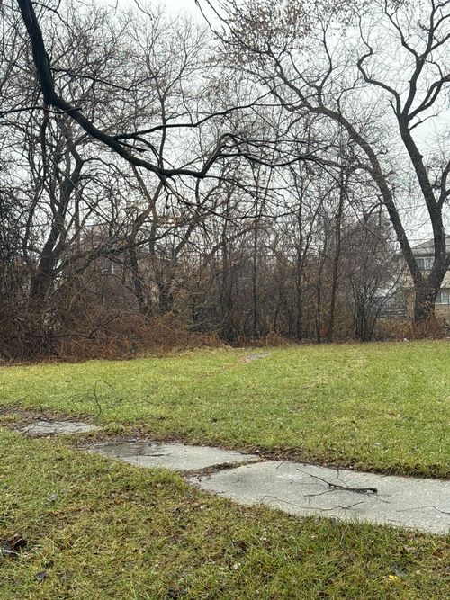 14423 Davis St, Blue Island, IL, 60406-3501 | Card Image