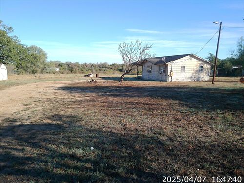 307 State Hwy 543 Loop, West Point, TX, 78963 | Card Image