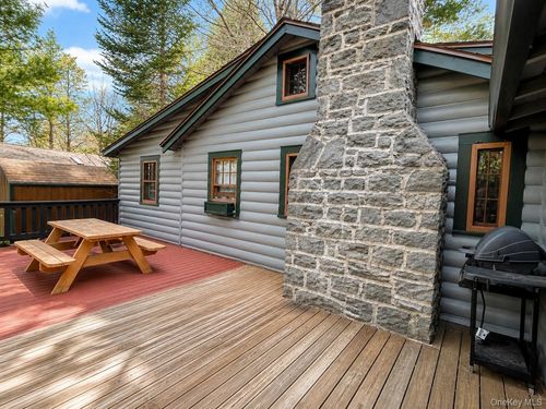10 Circle Pl, Smallwood, NY, 12778 | Card Image