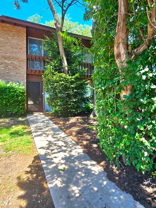 156-f-5921 Meadow Drive, Lisle, IL, 60532 | Card Image