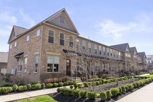 27-952 Pullman Pl, Grandview Heights, OH, 43212-3962 | Card Image
