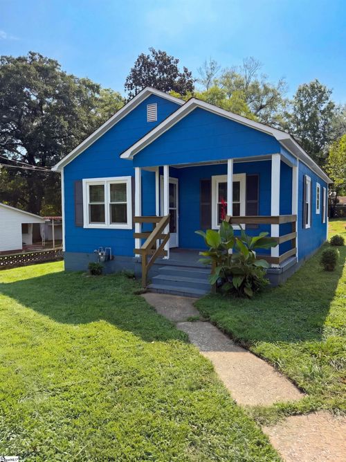 946 N Logan Street, GAFFNEY, SC, 29341 | Card Image
