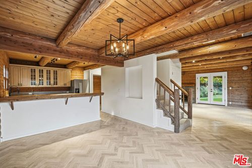 373 Loftyhill Dr, Malibu, CA, 90265 | Card Image