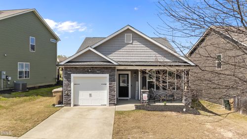 207 Balboa Pkwy, Clayton, NC, 27520-6201 | Card Image