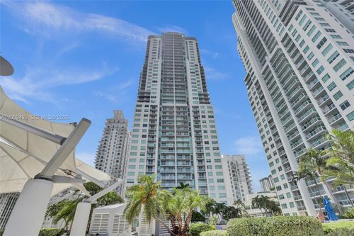 3304-253 Ne 2nd St, Miami, FL, 33132 | Card Image