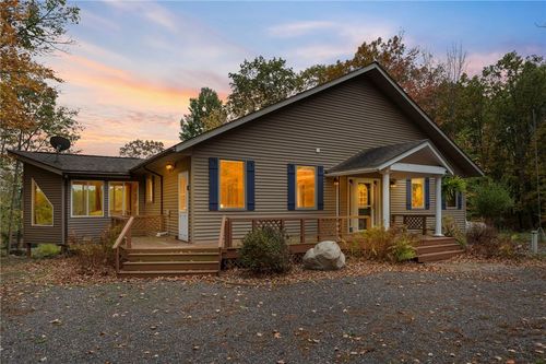 2526 7 1/4 St, CUMBERLAND, WI, 54829-9042 | Card Image