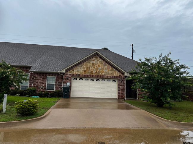 112 Letha Ct, Townhouse with 3 bedrooms, 2 bathrooms and null parking in Tyler TX | Image 5