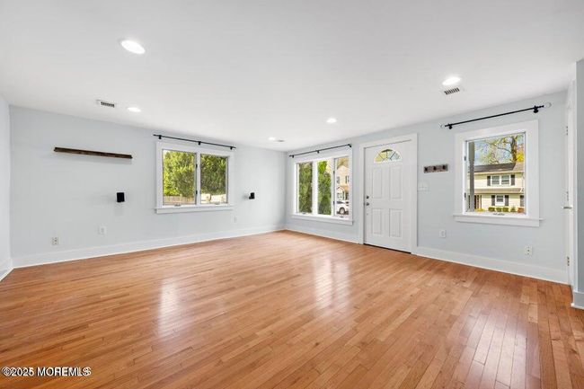 108 Hamilton Ave, House other with 3 bedrooms, 1 bathrooms and null parking in Leonardo NJ | Image 9