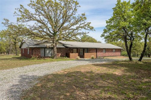 1172 Woodcrest Drive, Harrah, OK, 73045 | Card Image