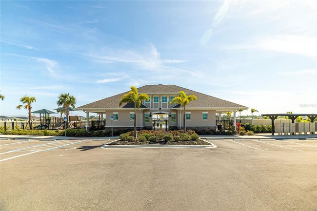 9104 Sandy Bluffs Cir, House other with 4 bedrooms, 3 bathrooms and null parking in PARRISH FL | Image 32