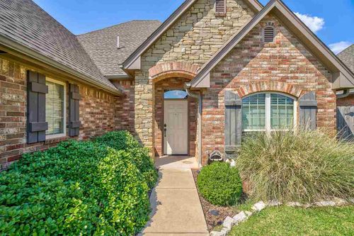512 E Topaz Avenue, Stillwater, OK, 74075 | Card Image
