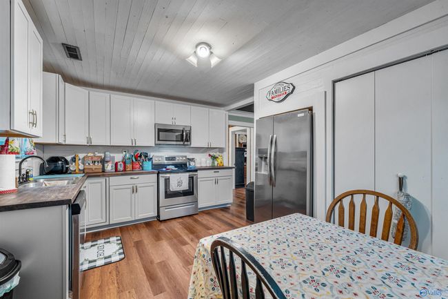 302 Nebraska Ave, House other with 3 bedrooms, 2 bathrooms and null parking in Stevenson AL | Image 24