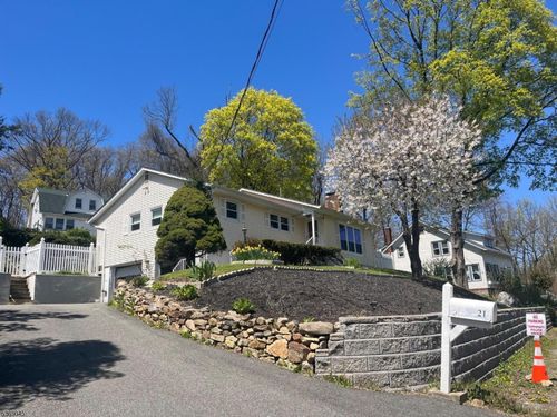 21 Williams St, Wharton, NJ, 07885-1613 | Card Image