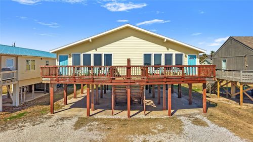 314 Beach Dr, Surfside Beach, TX, 77541-9445 | Card Image